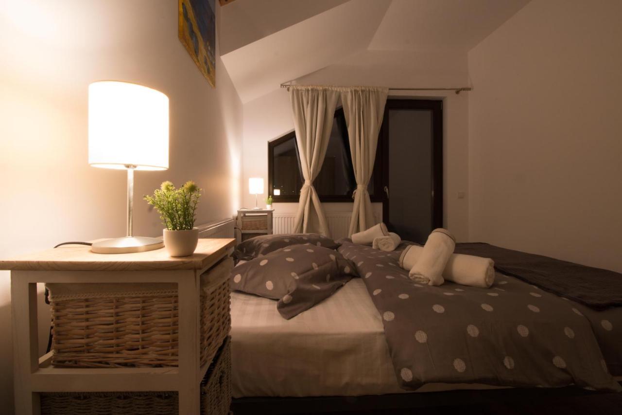Stars & Mountain Apartment Buşteni Exteriér fotografie